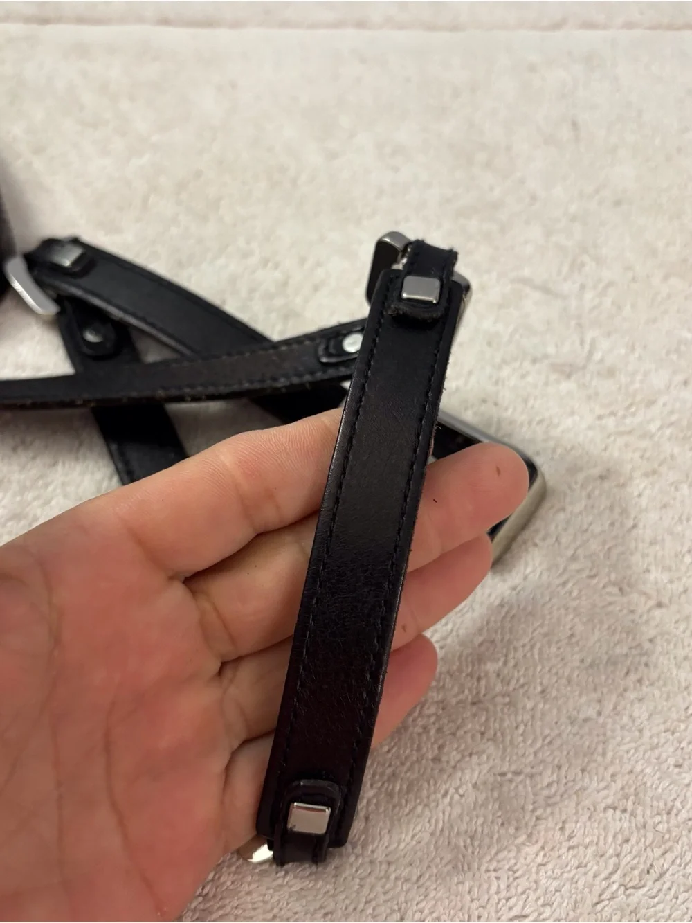 Classic  Vintage Black Leather Women’s Belt with Silver Buckle and Squares SZ 37